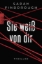 Buchcover und Innenansicht für das Buch: Behind Her Eyes