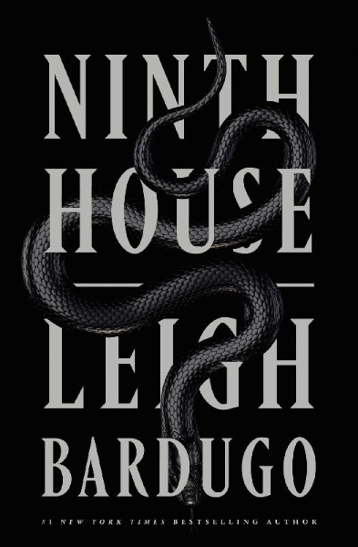 Buchcover und Innenansicht für das Buch: Ninth House