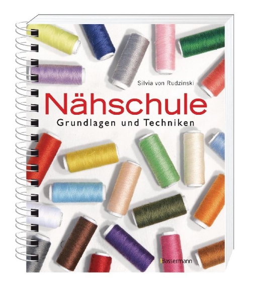 Buchcover und Innenansicht für das Buch: Nähschule