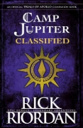 Buchcover und Innenansicht für das Buch: Camp Jupiter Classified