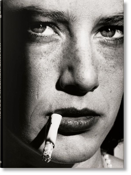 Buchcover und Innenansicht für das Buch: Helmut Newton. Legacy