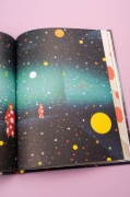 Buchcover und Innenansicht für das Buch: Yayoi Kusama