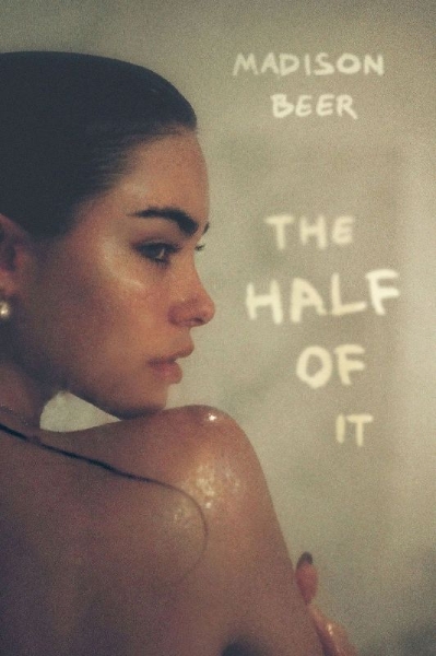 Buchcover und Innenansicht für das Buch: The Half of It