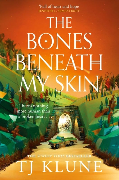 Buchcover und Innenansicht für das Buch: The Bones Beneath My Skin