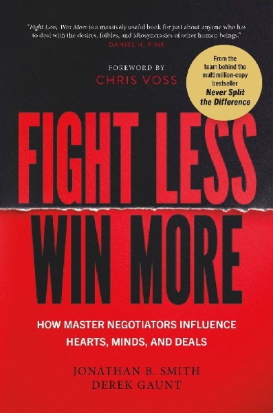 Buchcover und Innenansicht für das Buch: Fight Less, Win More