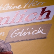 Buchcover und Innenansicht für das Buch: Der kleine Herr Heimlich bastelt am Glück