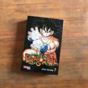 Buchcover und Innenansicht für das Buch: Dragon Ball Triple Edition