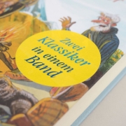 Buchcover und Innenansicht für das Buch: Den Tredje Grottans hemlighet & De Tre Grottornas Berg