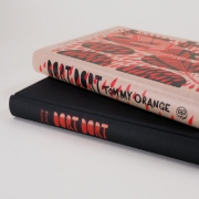 Buchcover und Innenansicht für das Buch: There there