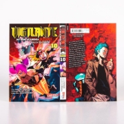 Buchcover und Innenansicht für das Buch: Vigilante: Boku no Hero Academia Illegals