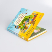 Buchcover und Innenansicht für das Buch: Mein erstes Vorlese-Bilder-Buch: Vom Toben, Spielen, Kuscheln, Staunen