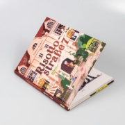Buchcover und Innenansicht für das Buch: Risottostraße 7