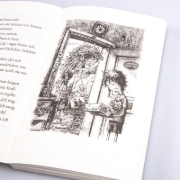 Buchcover und Innenansicht für das Buch: Bitte nicht öffnen 1: Bissig!