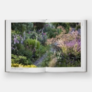 Buchcover und Innenansicht für das Buch: The Seasonal Gardener