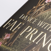 Buchcover und Innenansicht für das Buch: A Dance with the Fae Prince