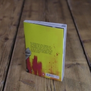 Buchcover und Innenansicht für das Buch: Shin'ai naru boku e satsuiwo komete