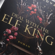 Buchcover und Innenansicht für das Buch: A Deal with the Elf King