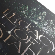 Buchcover und Innenansicht für das Buch: Legacy of Stars 1: Gezeichnetes Schicksal