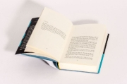 Buchcover und Innenansicht für das Buch: Tranorna flyger söderut