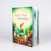 Buchcover und Innenansicht für das Buch: Wie feiern Wiesel Weihnachten?