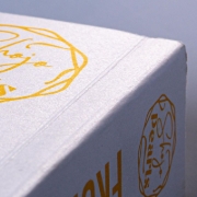 Buchcover und Innenansicht für das Buch: Fruits Basket Aizoban: Collector's Edition