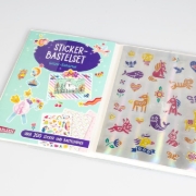 Buchcover und Innenansicht für das Buch: Bastelset für Kinder: Sticker-Bastelset: Glitzer-Einhörner
