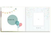 Buchcover und Innenansicht für das Buch: Babyalbum - UNSER ERSTES GEMEINSAMES JAHR