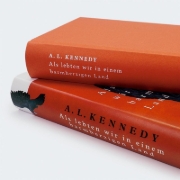 Buchcover und Innenansicht für das Buch: Alive in a Merciful Country