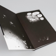 Buchcover und Innenansicht für das Buch: Idees Noires