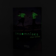 Buchcover und Innenansicht für das Buch: Kimi wa Houkago Insomnia
