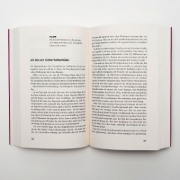 Buchcover und Innenansicht für das Buch: Brüssel sehen und sterben