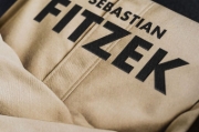 Buchcover und Innenansicht für das Buch: Die Therapie