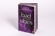 Buchcover und Innenansicht für das Buch: BAD VIBES. Deine Geheimnisse sterben nie