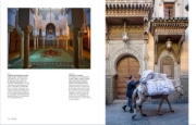 Buchcover und Innenansicht für das Buch: Islamic Architecture
