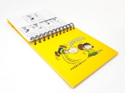 Buchcover und Innenansicht für das Buch: Peanuts. Freunde machen das Leben bunter (Tischaufsteller)