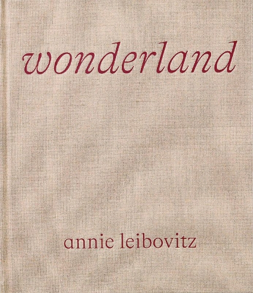 Buchcover und Innenansicht für das Buch: Wonderland