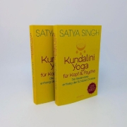 Buchcover und Innenansicht für das Buch: Kundalini Yoga für Kopf und Psyche