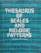 Buchcover und Innenansicht für das Buch: Thesaurus of Scales and Melodic Patterns