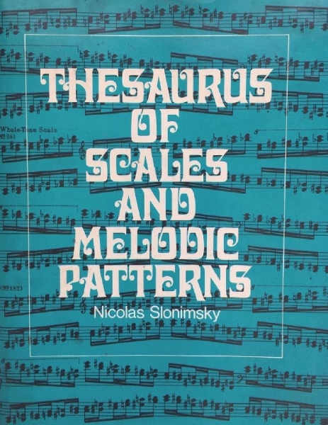 Buchcover und Innenansicht für das Buch: Thesaurus of Scales and Melodic Patterns