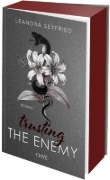 Buchcover und Innenansicht für das Buch: Trusting The Enemy (Sons of Chicago 2)