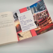 Buchcover und Innenansicht für das Buch: 4 Months, 24 Melodies & 1 Maybe