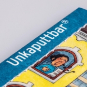 Buchcover und Innenansicht für das Buch: Unkaputtbar: Mein erstes Wimmelbuch: Unterwegs in der Stadt