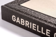 Buchcover und Innenansicht für das Buch: Gabrielle Chanel