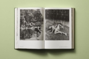 Buchcover und Innenansicht für das Buch: Bruce Weber. My Education