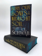 Buchcover und Innenansicht für das Buch: Bury Our Bones in the Midnight Soil