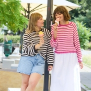 Buchcover und Innenansicht für das Buch: Happy Knits