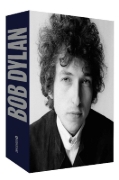 Buchcover und Innenansicht für das Buch: Mixing up the Medicine. Treasures from Bob Dylan Centre Tulsa