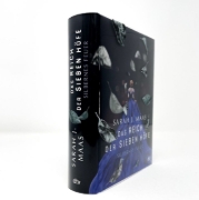 Buchcover und Innenansicht für das Buch: A Court of Silver Flames
