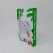 Buchcover und Innenansicht für das Buch: Before I met Supergirl