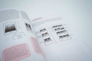 Buchcover und Innenansicht für das Buch: Konmari No Mainichi Ga Tokimeku Mahou No Katazuke